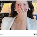 [Bild: Fake%2BProfile%2BFrauen_Phoebe_Profile_P....thumb.jpg]