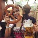 [Bild: Fake%2BProfile%2BFrauen_betty_pretty_02_....thumb.jpg]