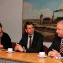 [Bild: Fake%2BProfile%2BManner_David%2BMartins_....thumb.jpg]