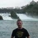 [Bild: Fake%2BProfile%2BManner_gerradhamilton01....thumb.jpg]