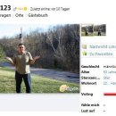 [Bild: Mannliche%2BScammer_ericsexy29_Profile_e....thumb.jpg]