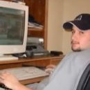 [Bild: Mannliche%2BScammer_james_williams5_13_j....thumb.jpg]