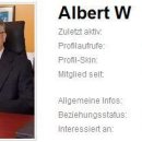 [Bild: Mannliche%2BScammer_raymondbrad818_Profi....thumb.jpg]