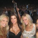 [Bild: Ukraine_dancingcherygirl_12_dancingchery....thumb.jpg]